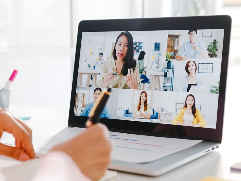 What are the benefits of hybrid working