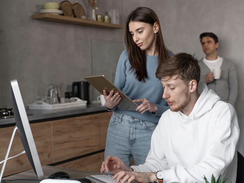 What Does Hybrid Working Software Do