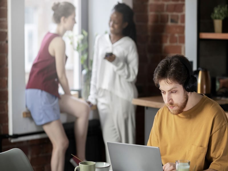 What is Hybrid Working