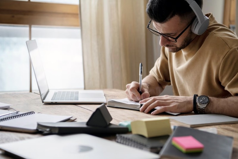 How long does it take to learn AI