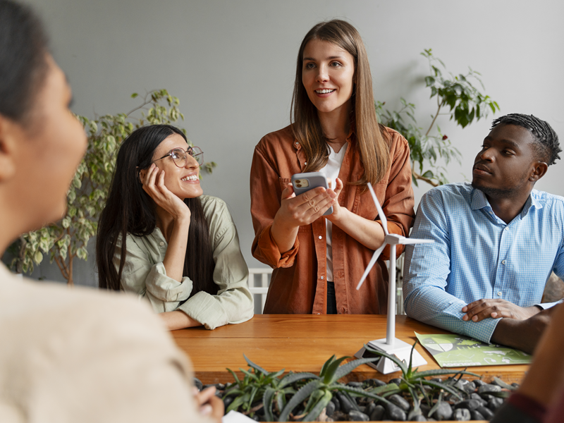 Communication Apps Help Improve Team Dynamics