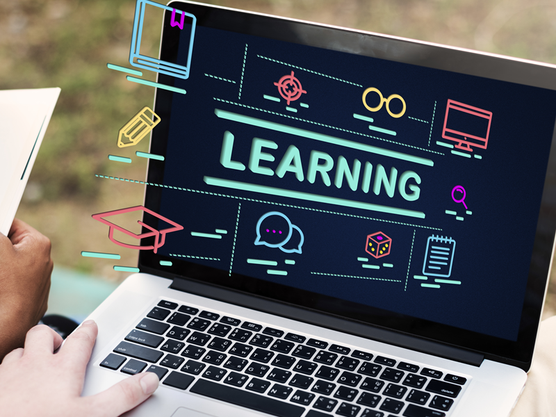 The Benefits of AI Course Creators in E-Learning for Organizations 