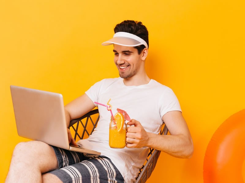 What is business casual dress code