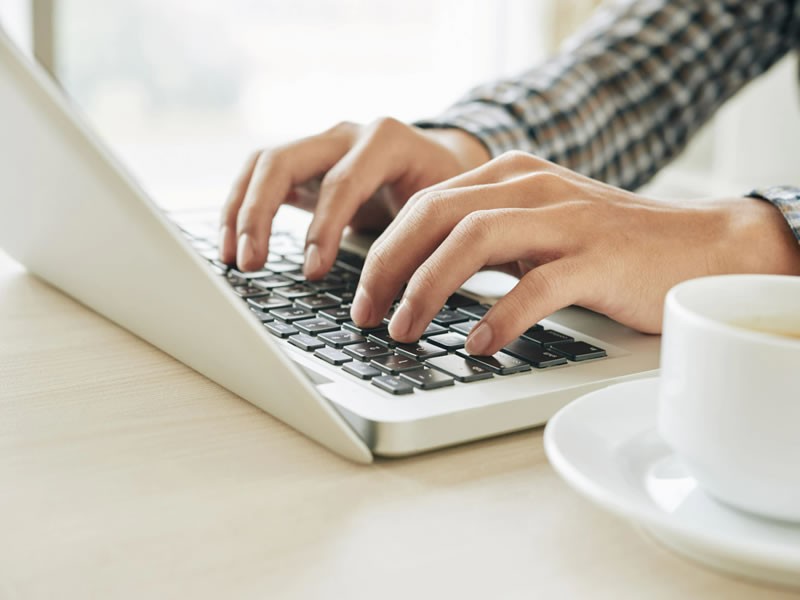 What are the advantages of using online collaboration tools for businesses?