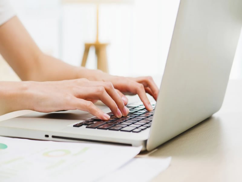 How can your business benefit from using an intranet CMS