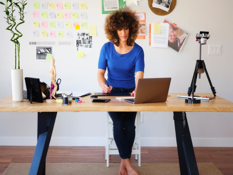 b2ap3_large_Below-are-some-of-the-issues-your-employees-must-be-facing The Drawbacks of Remote Work: 8 Issues Your Employees Must Be Facing - Insight Blog