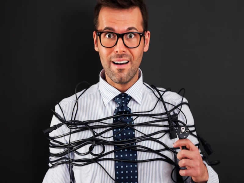 What should you do in case of a power cut as a remote worker?