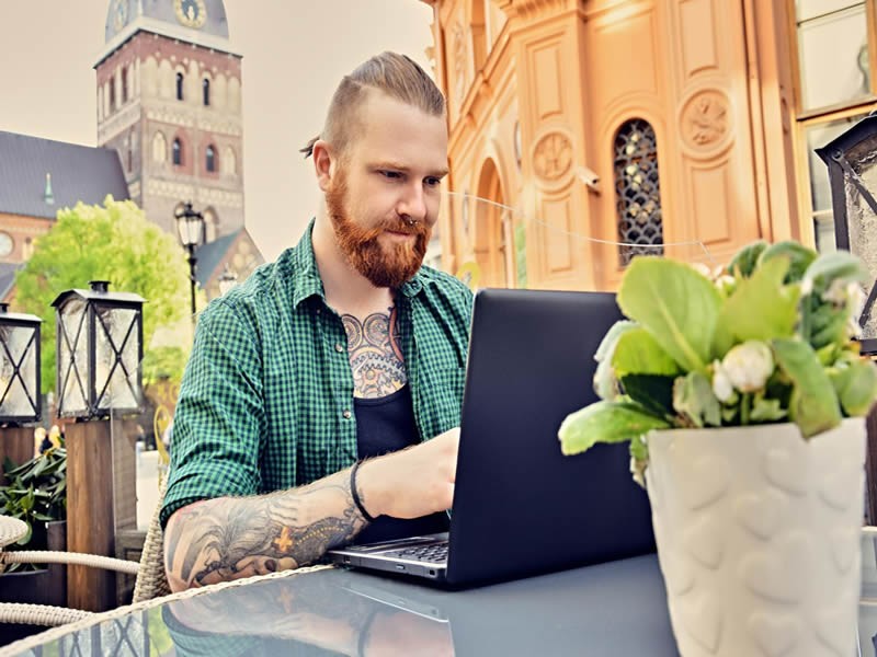 Important factors to consider when choosing an internet service provider