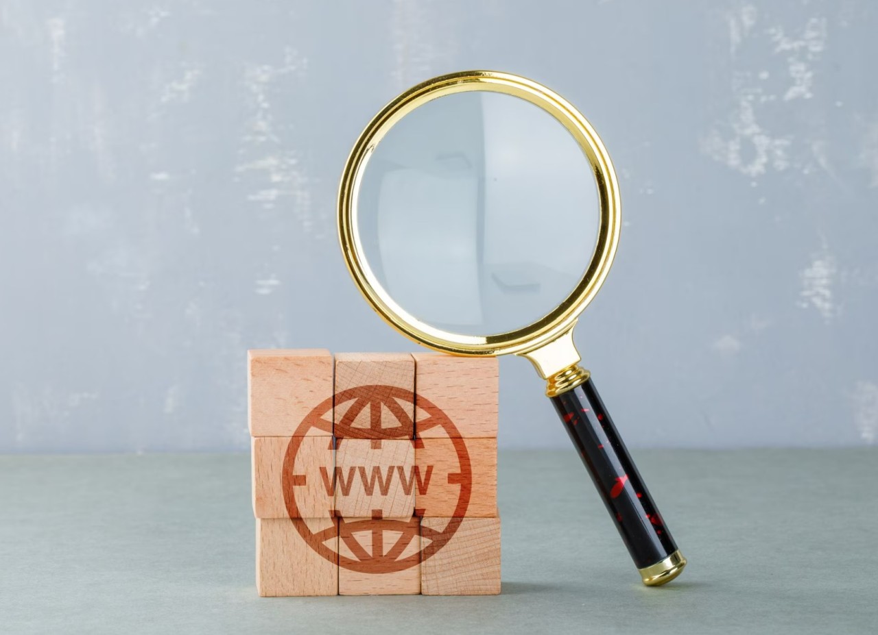 Factors to Consider When Deciding Between a Wiki and a Knowledge Base 