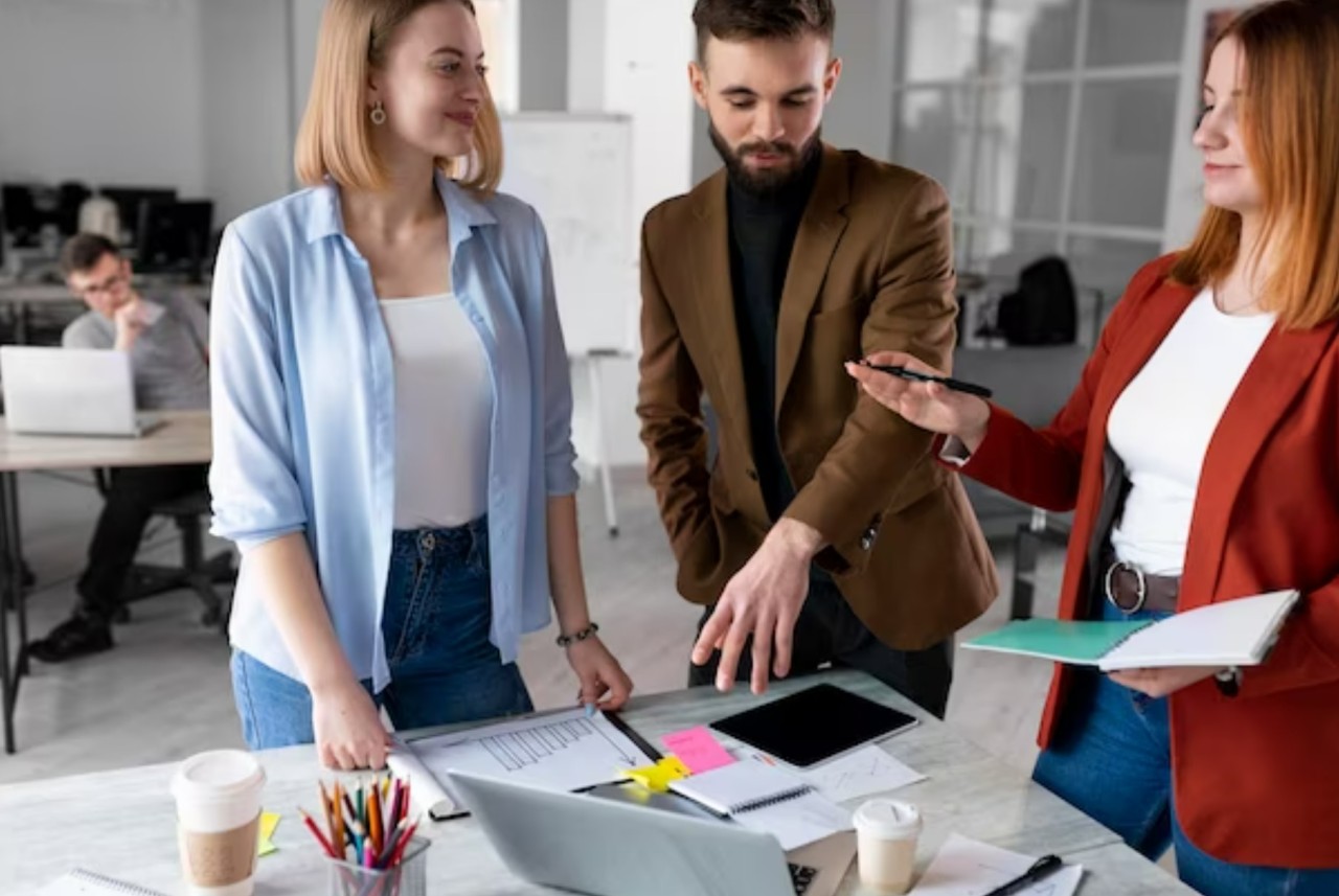 Examples of internal communication