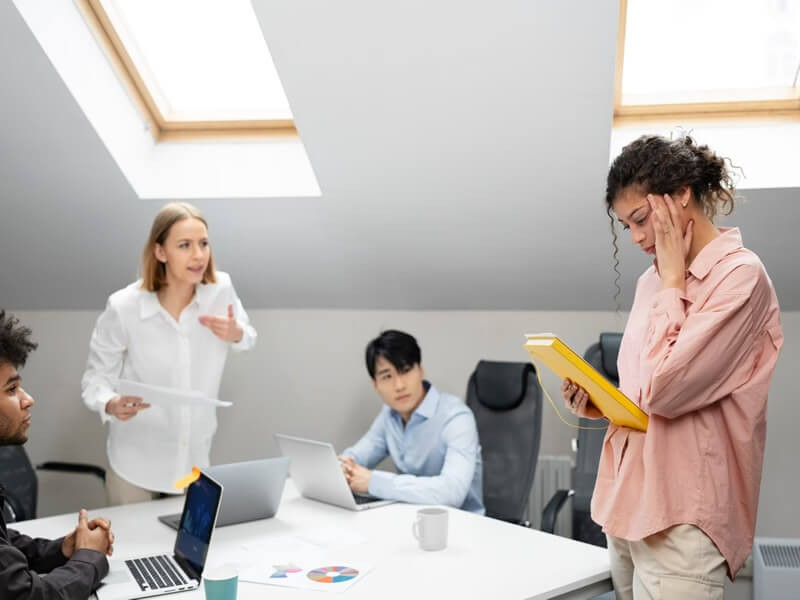 Breaking Down Silos at Work - A Complete Guide