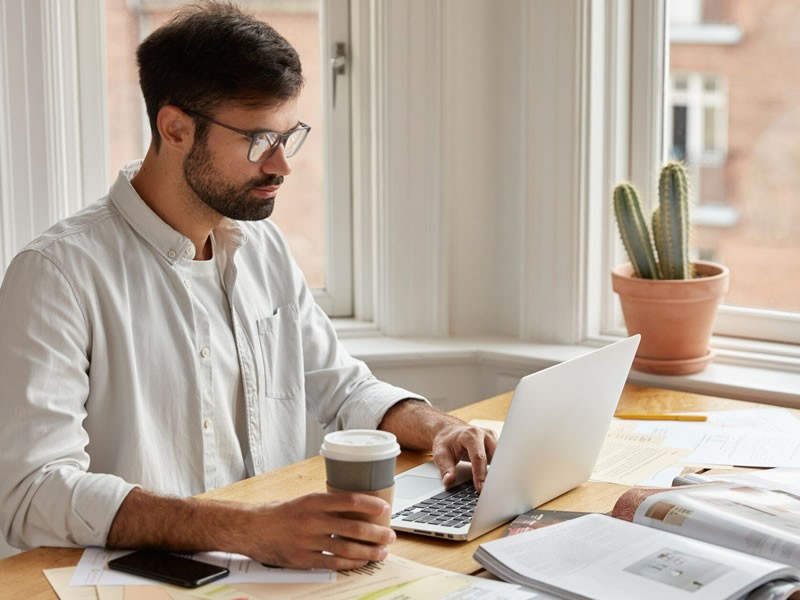 How to hire freelance writers